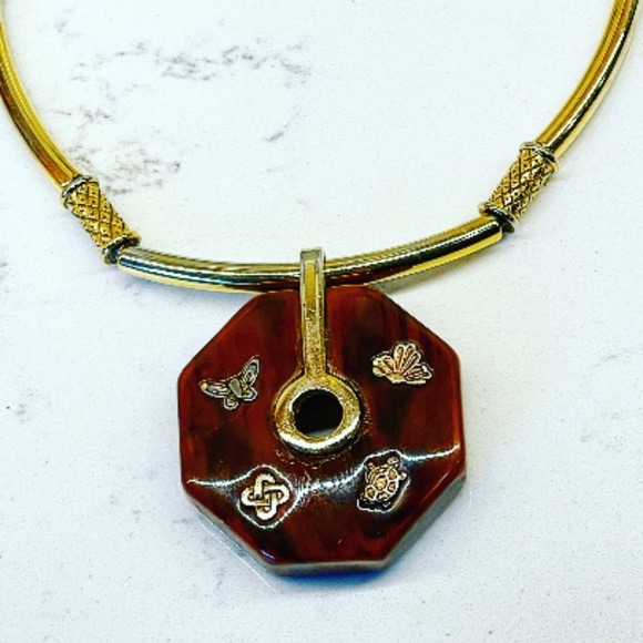 Givenchy Tortoiseshell Necklace - Vintage with History - Picture 6 of 15